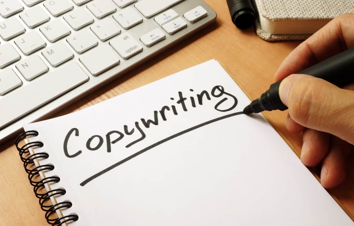 7 Best Copywriting Books for Writing Winning Sales Copy (2024)