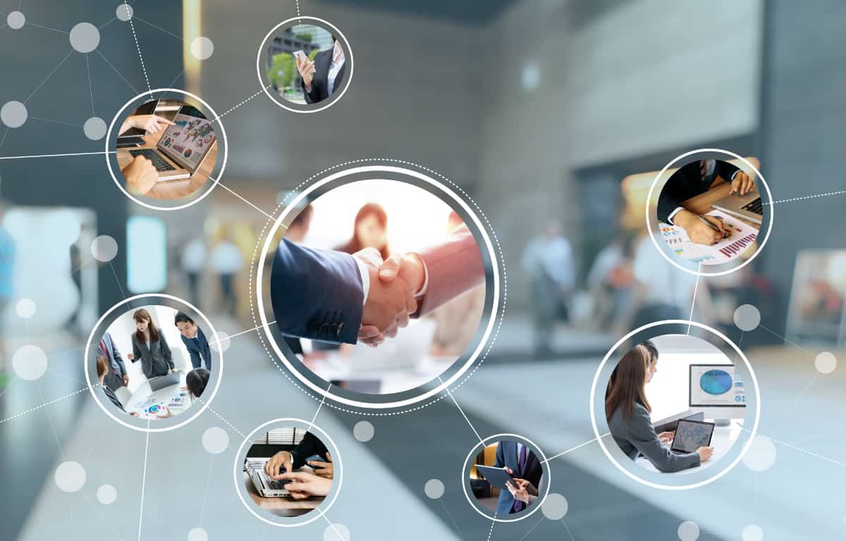 How to Use Digital Business Cards for Networking