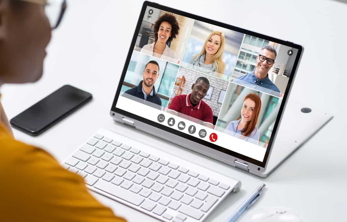 5 Best AI Meeting Assistants (Free & Paid)